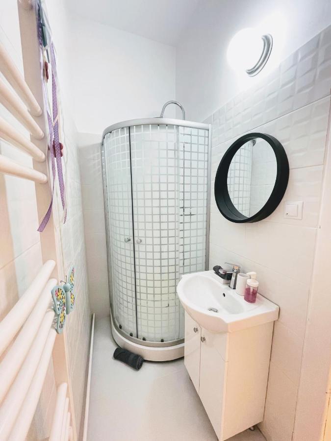 Apartament Plopilor Studios ซีบิว ภายนอก รูปภาพ