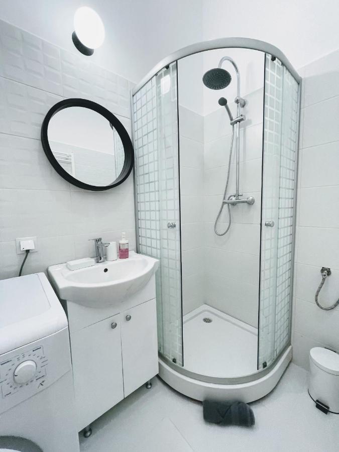 Apartament Plopilor Studios ซีบิว ภายนอก รูปภาพ