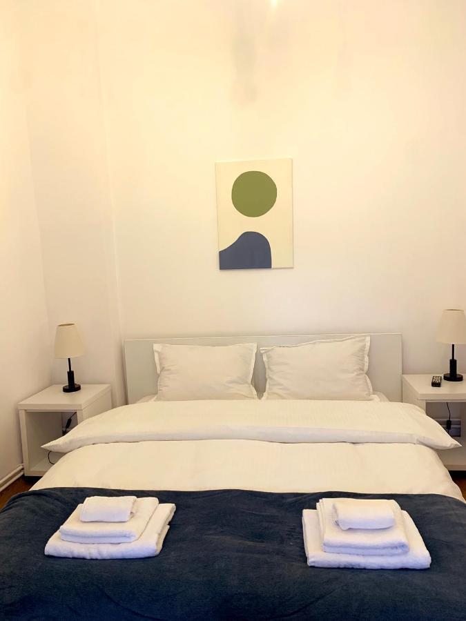 Apartament Plopilor Studios ซีบิว ภายนอก รูปภาพ